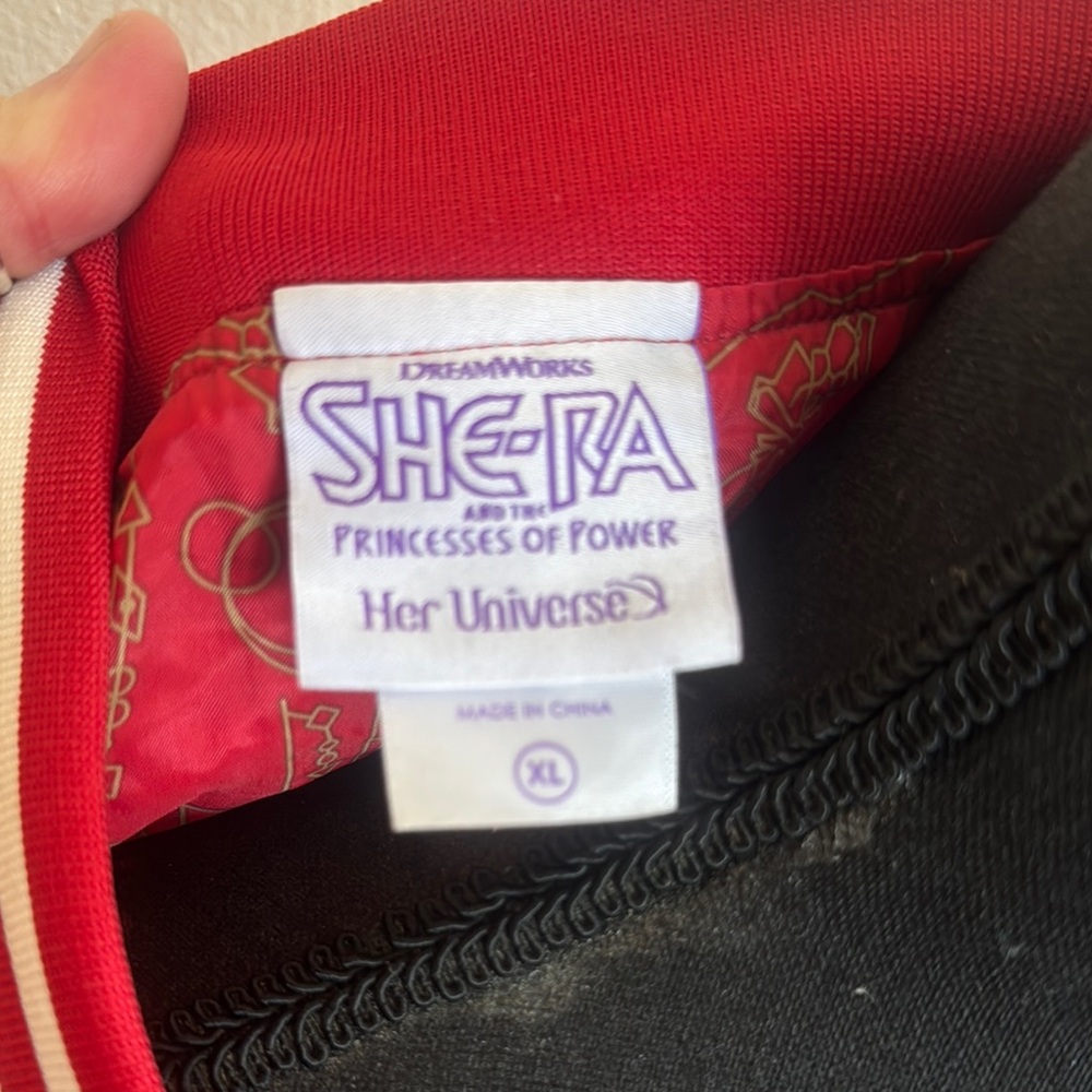 She-ra Red Bomber Jacket with Embroidered Design - Picture 6 of 6
